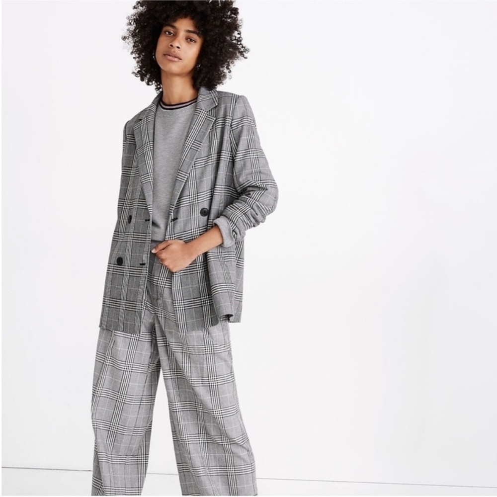 Women’s Gray Plaid Double-Breasted Blazer Jacket
